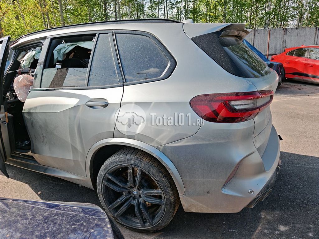 Фото BMW X5 M 70