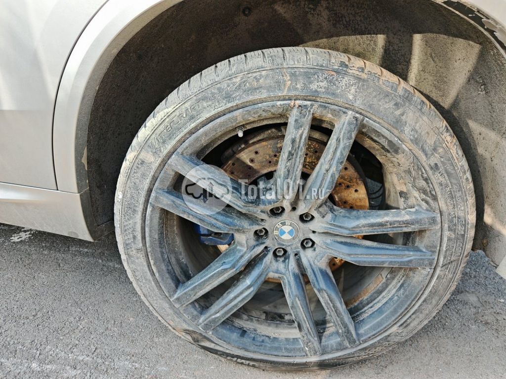 Фото BMW X5 M 192