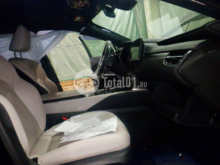 Фото Lexus RX 250