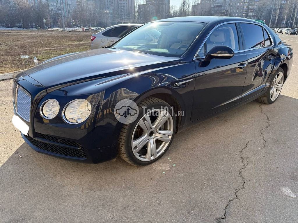 Фото Bentley Continental Flying Spur 4