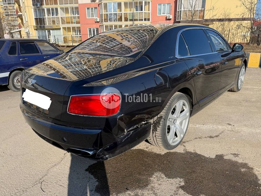 Фото Bentley Continental Flying Spur 6