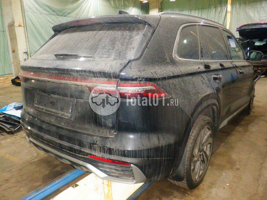 Фото Geely Monjaro 16