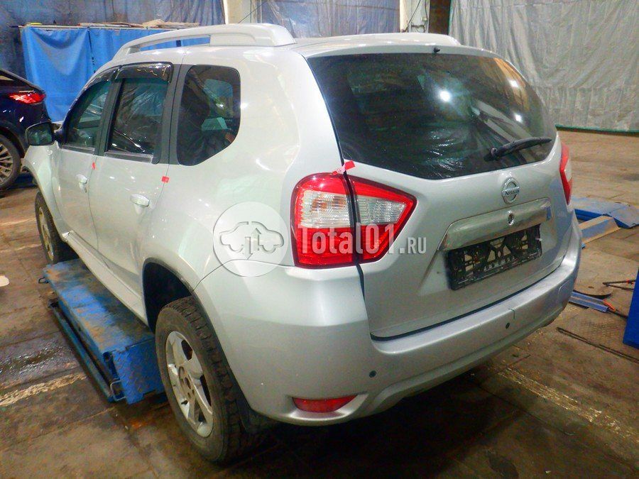 Фото Nissan Terrano 16
