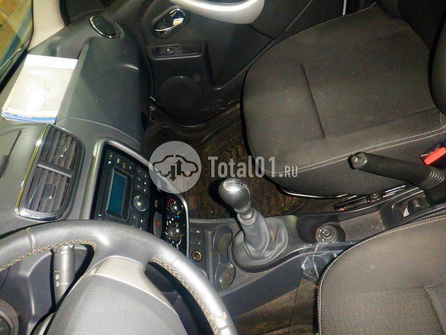 Фото Nissan Terrano 84