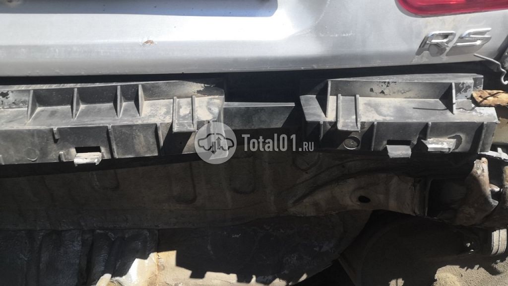 Фото Mitsubishi Carisma 14