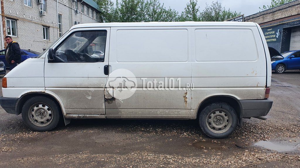 Фото Volkswagen Transporter 12