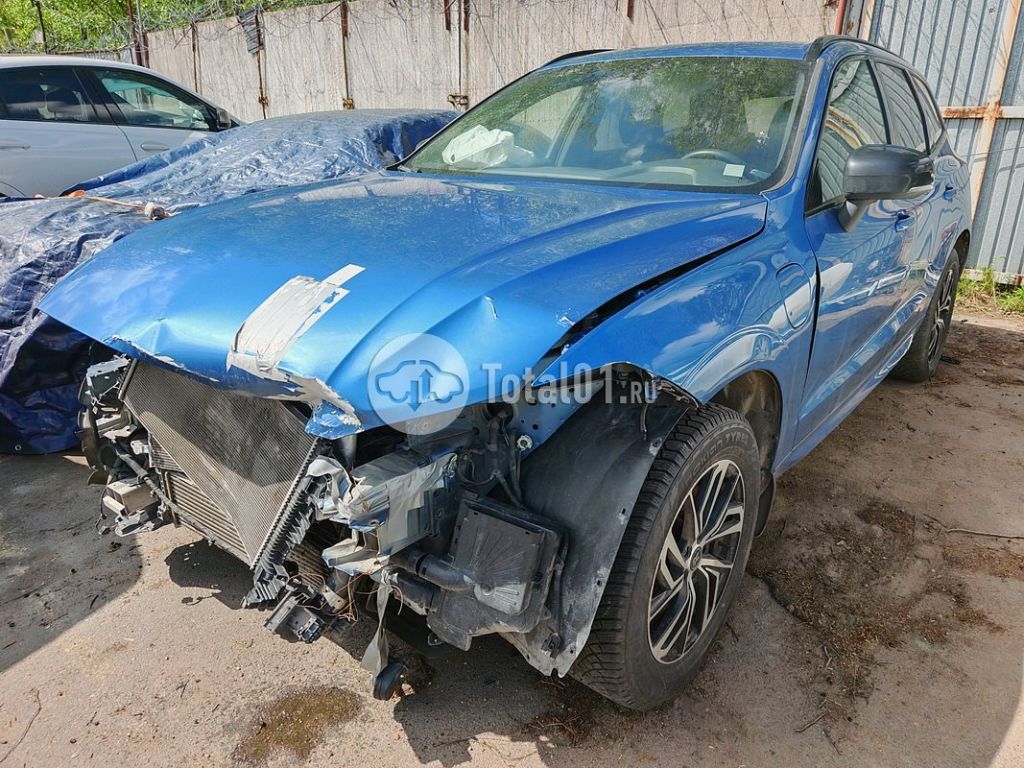 Фото Volvo XC60 28
