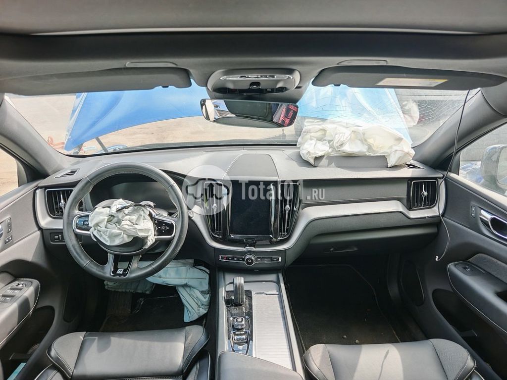 Фото Volvo XC60 120
