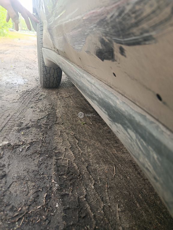 Фото Mazda Tribute 16