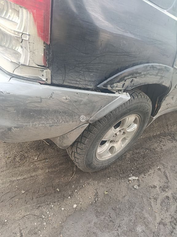 Фото Mazda Tribute 22