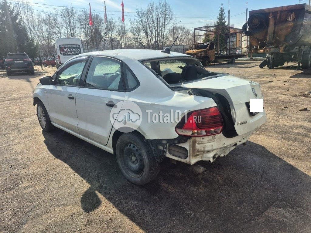 Фото Volkswagen Polo 12