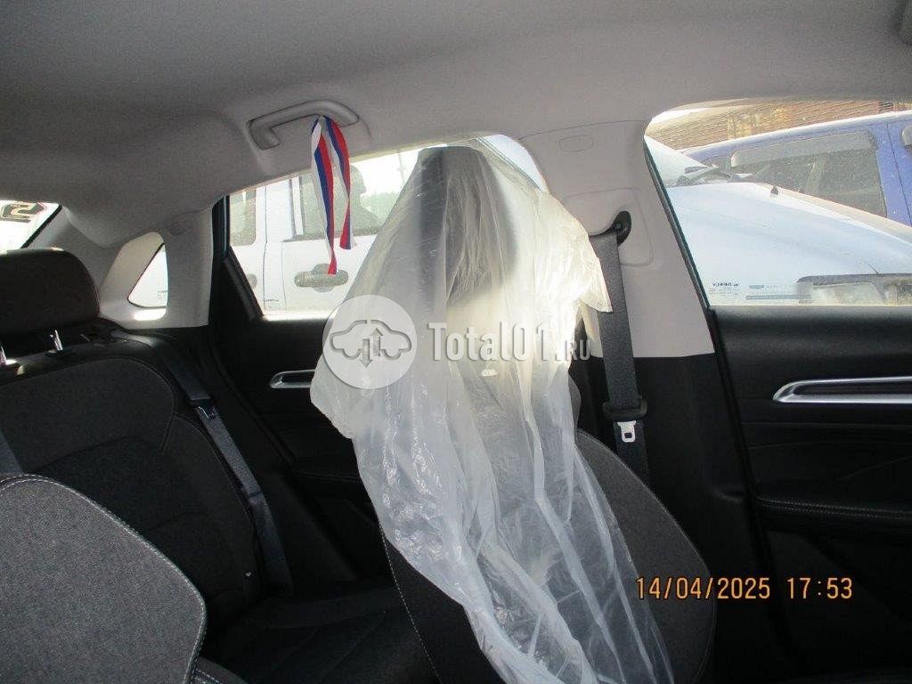 Фото Geely Emgrand 102