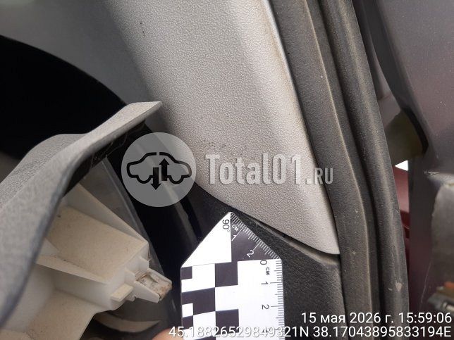 Фото Mazda Verisa 34