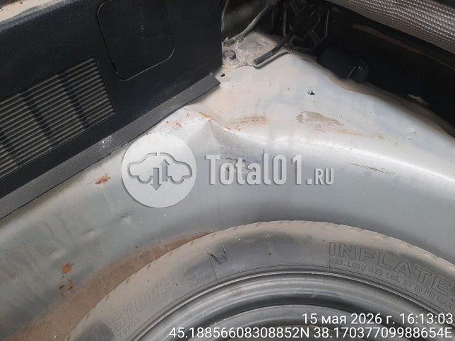 Фото Mazda Verisa 48