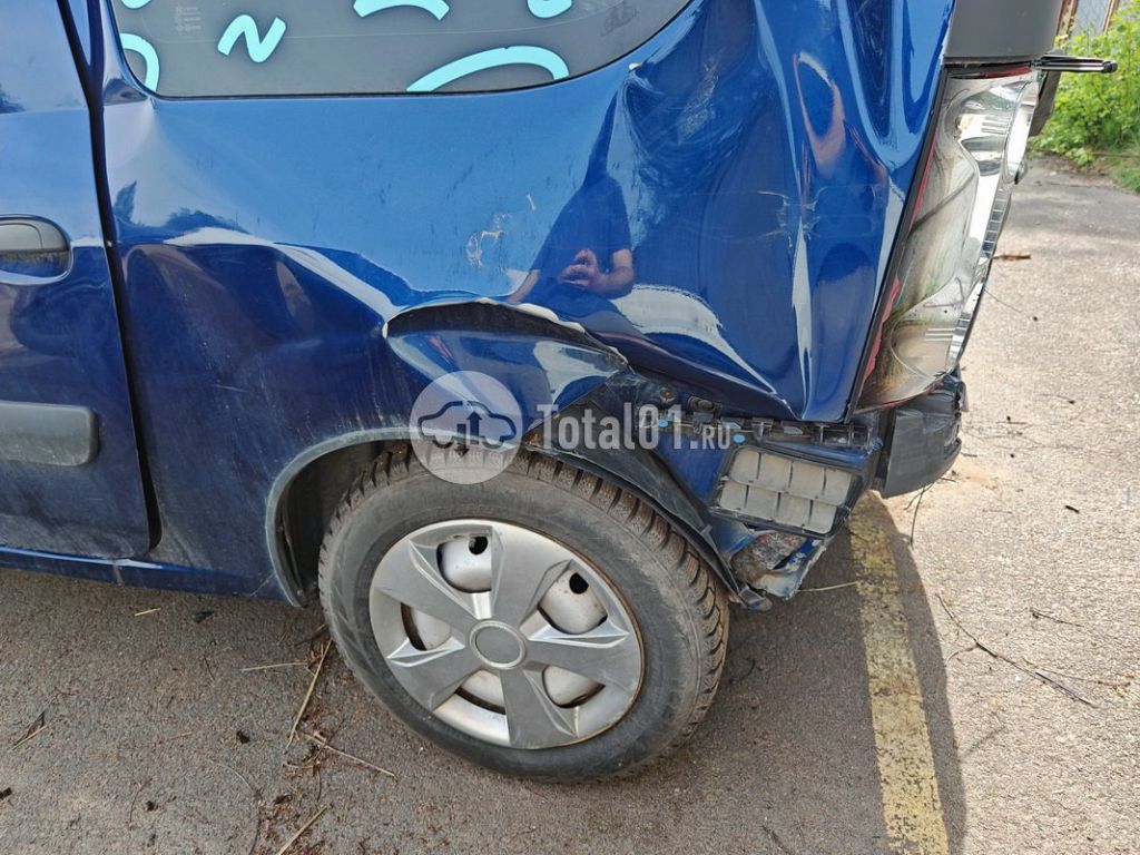 Фото ВАЗ (LADA) Largus 32