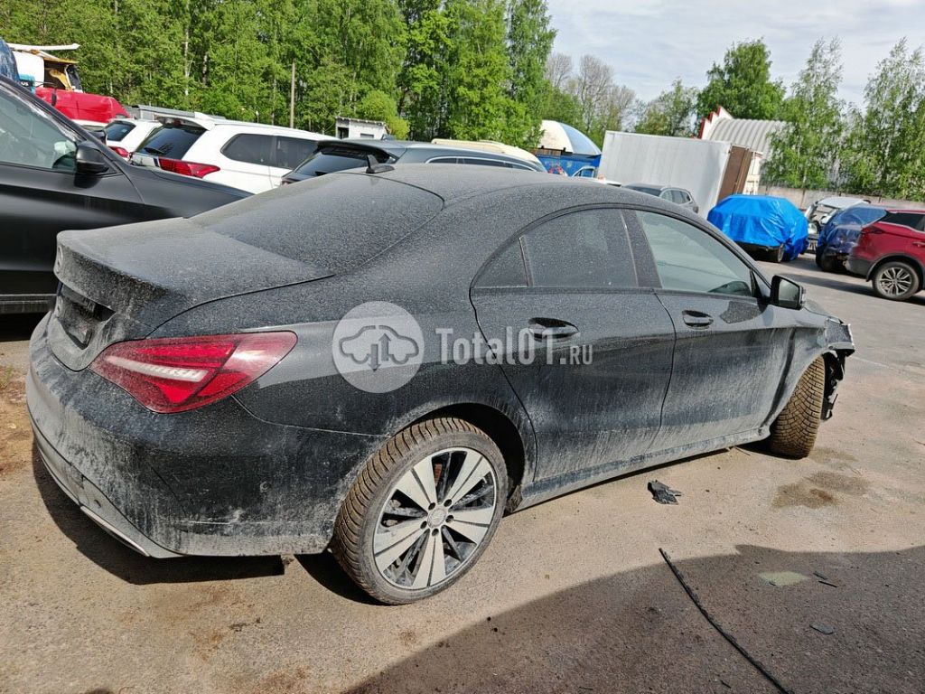 Фото Mercedes-Benz CLA-класс 4