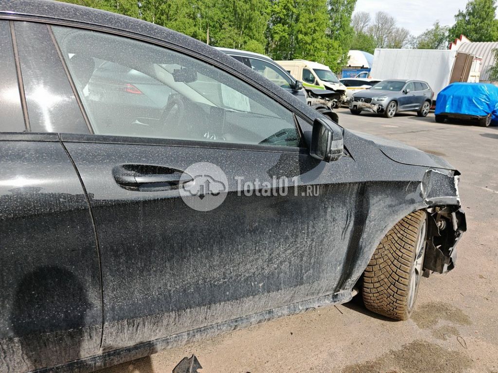 Фото Mercedes-Benz CLA-класс 42