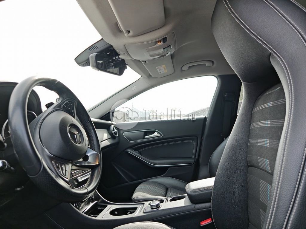 Фото Mercedes-Benz CLA-класс 94