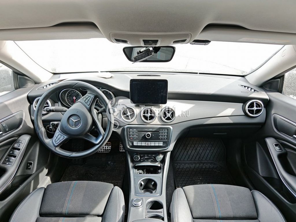 Фото Mercedes-Benz CLA-класс 116