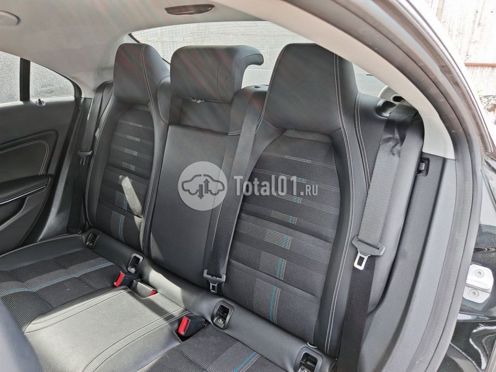 Фото Mercedes-Benz CLA-класс 118