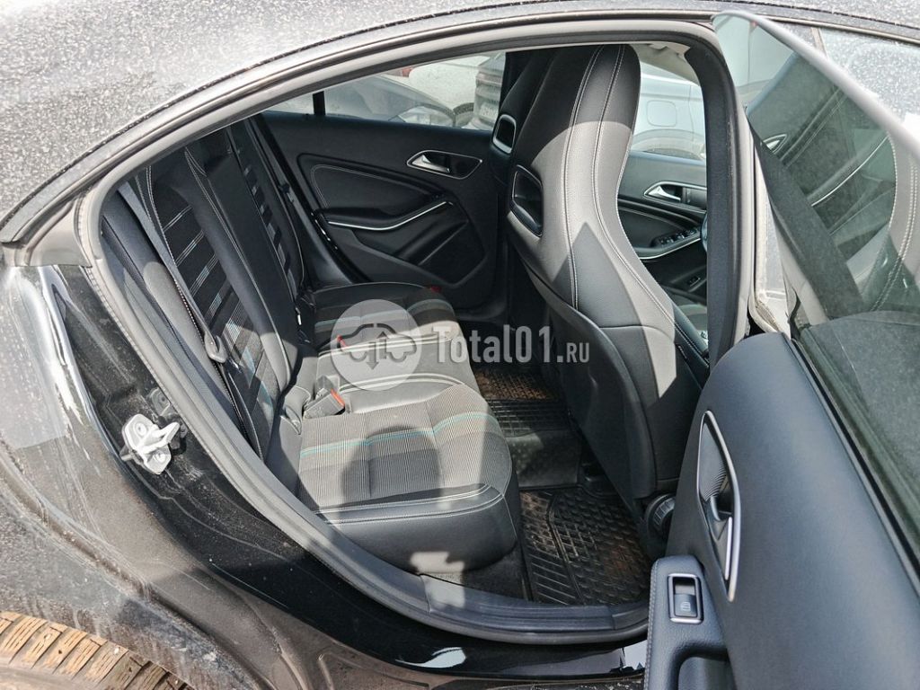 Фото Mercedes-Benz CLA-класс 140