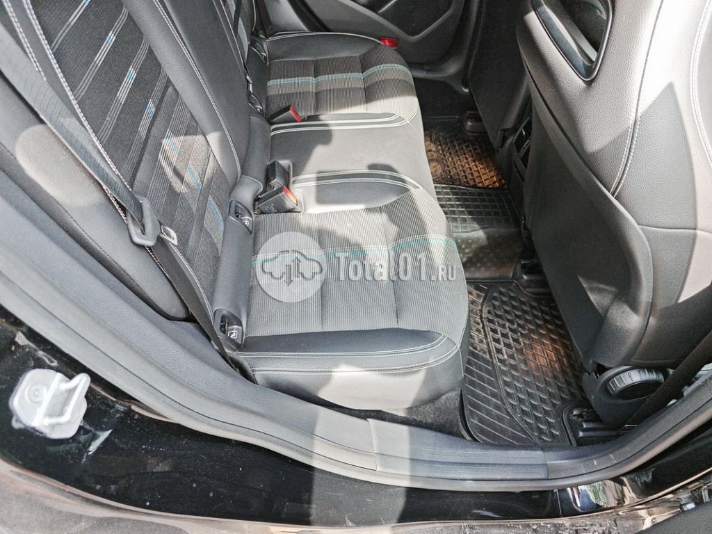Фото Mercedes-Benz CLA-класс 144
