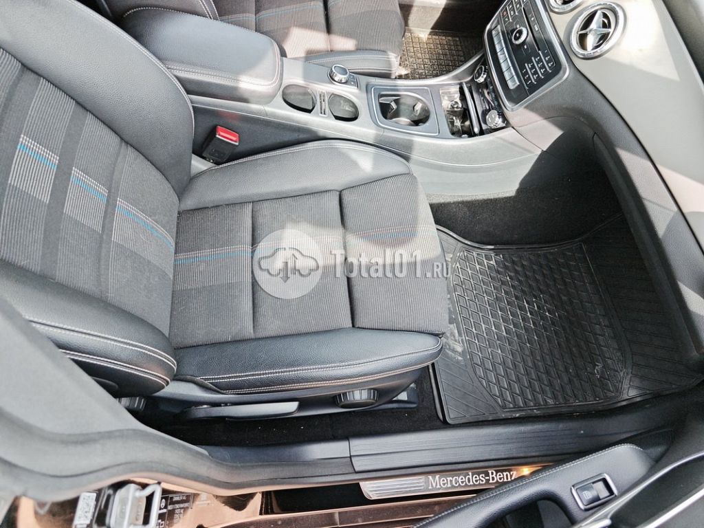 Фото Mercedes-Benz CLA-класс 150