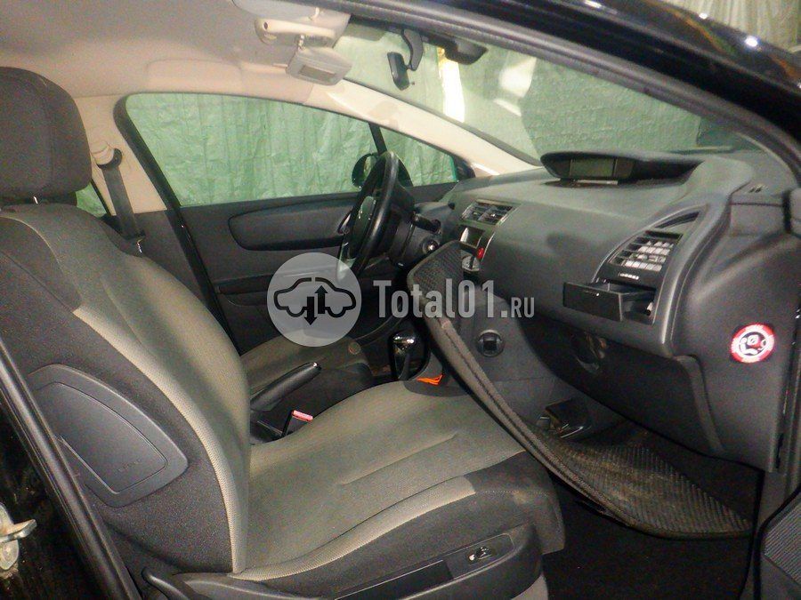 Фото Citroen C4 22