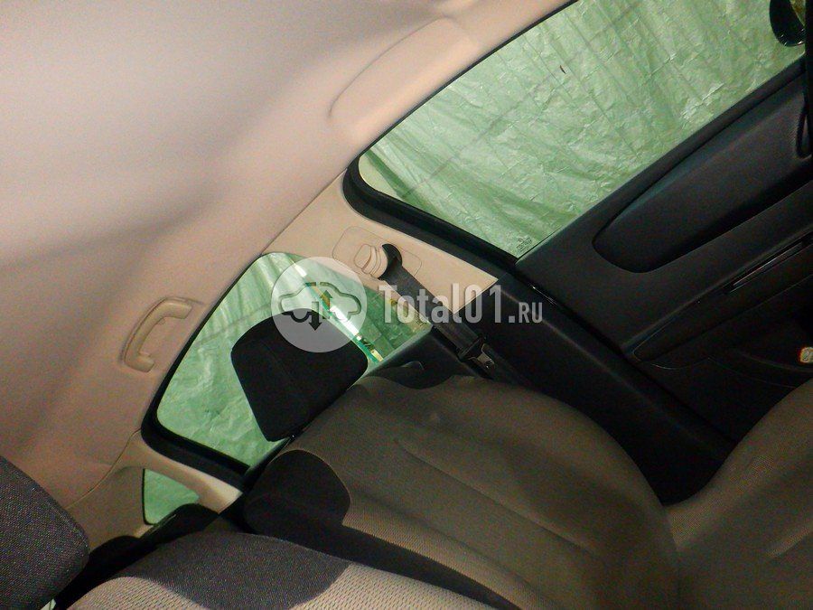 Фото Citroen C4 42