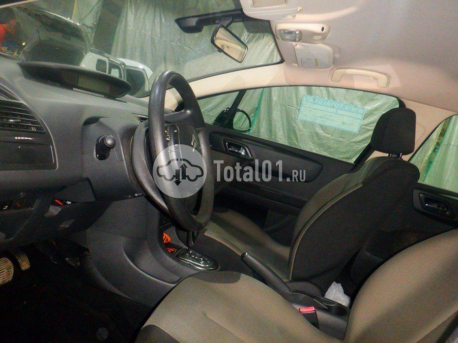 Фото Citroen C4 78