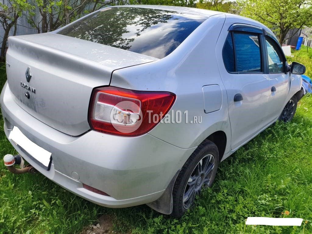 Фото Renault Logan 6