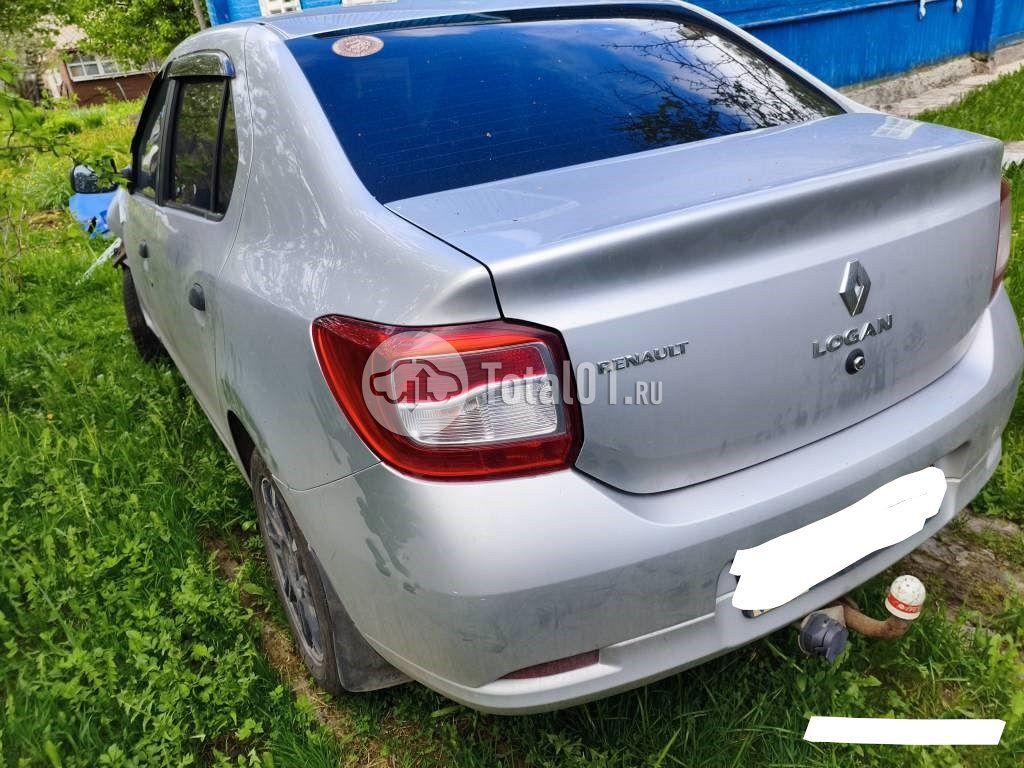 Фото Renault Logan 8