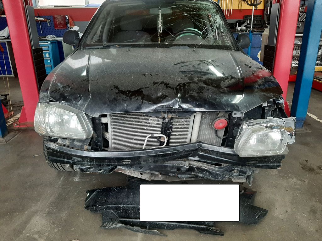 Фото Hyundai Accent 10