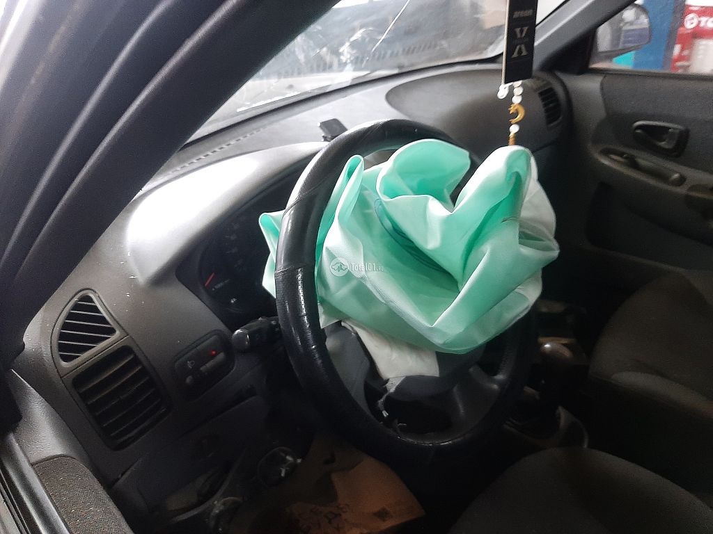 Фото Hyundai Accent 36