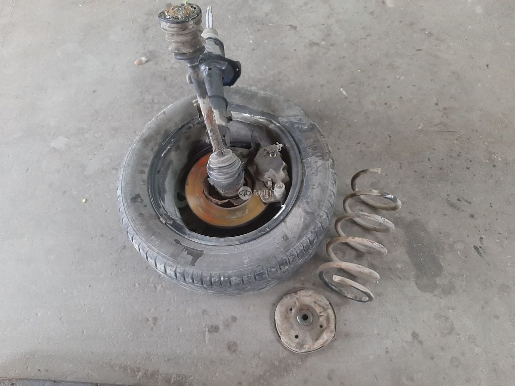 Фото Hyundai Accent 38