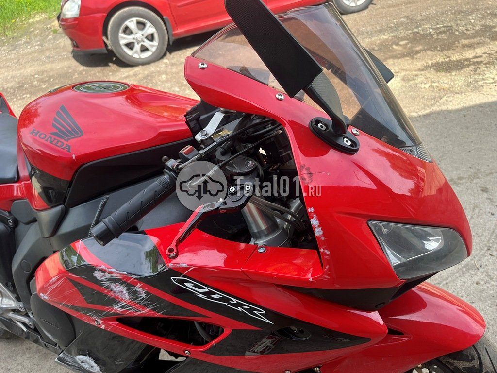 Фото Honda CBR1100XX 28