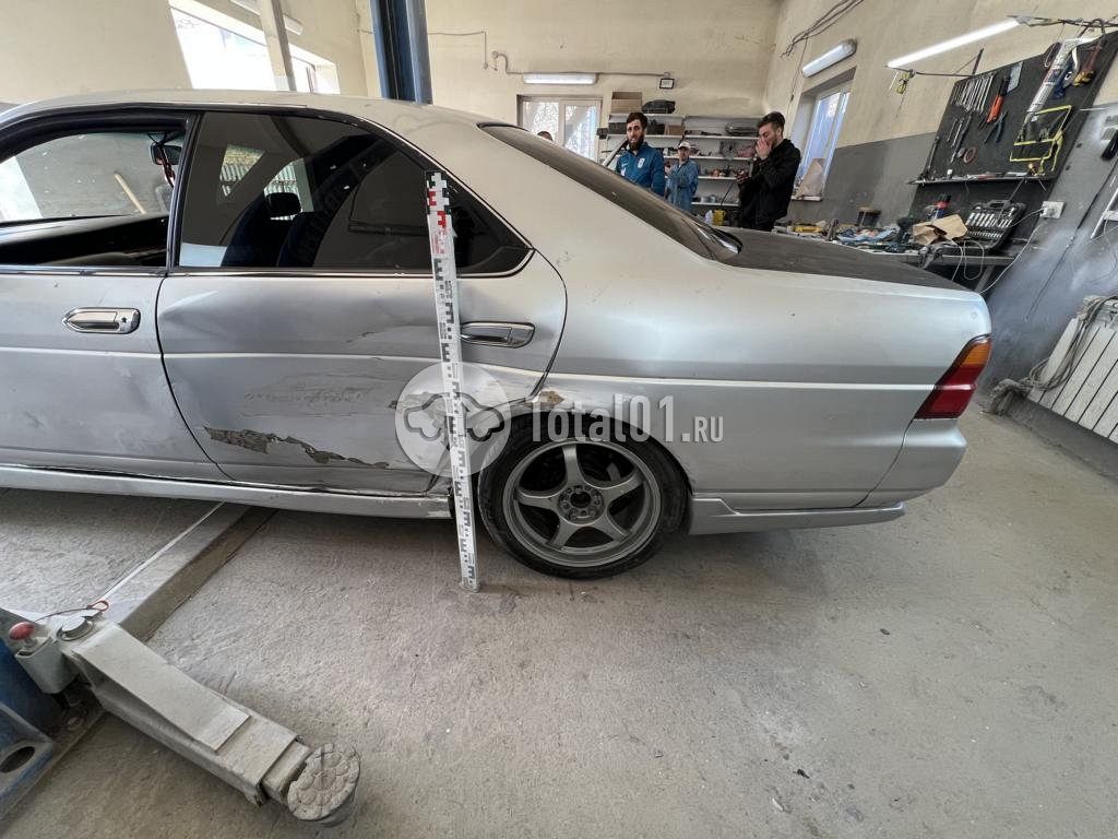 Фото Nissan Laurel 10
