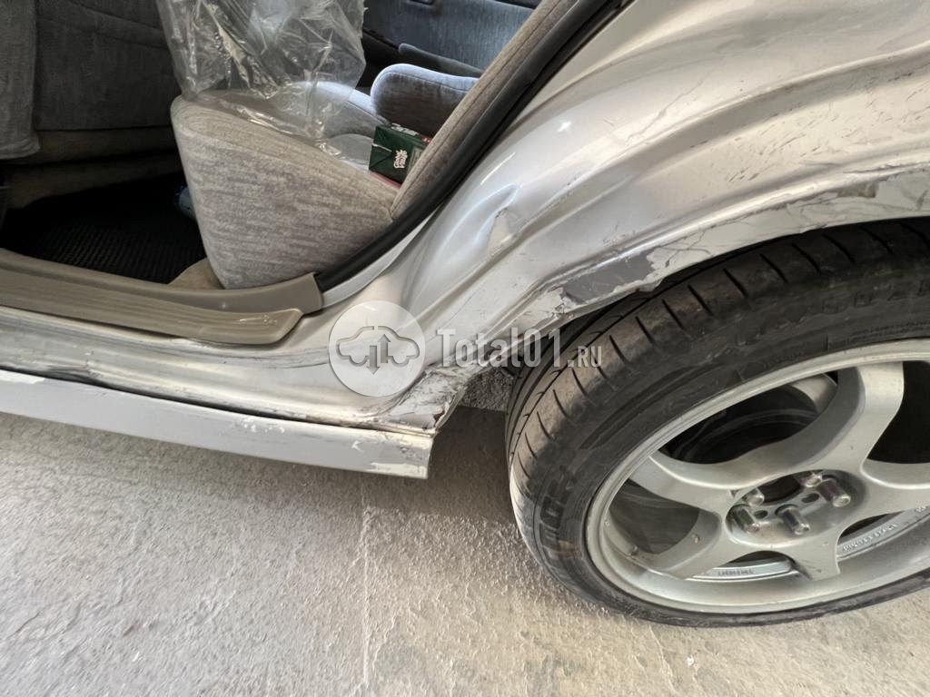 Фото Nissan Laurel 38