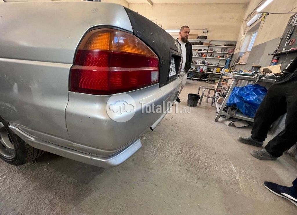 Фото Nissan Laurel 46