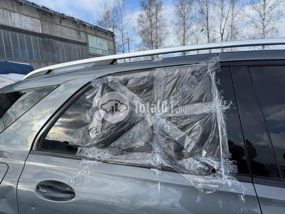 Фото Mercedes-Benz GLE-класс 38