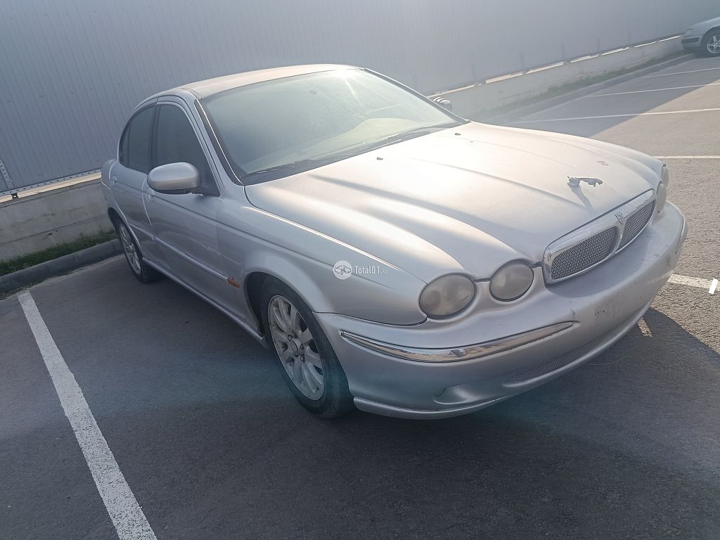 Фото Jaguar X-type 2