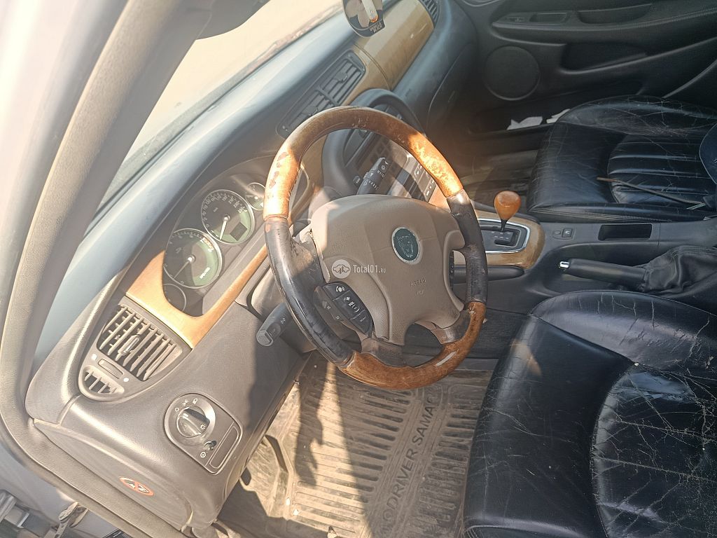 Фото Jaguar X-type 24