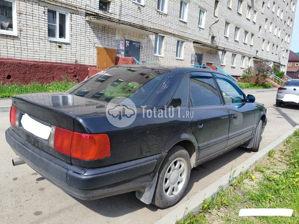 Фото Audi 100 8