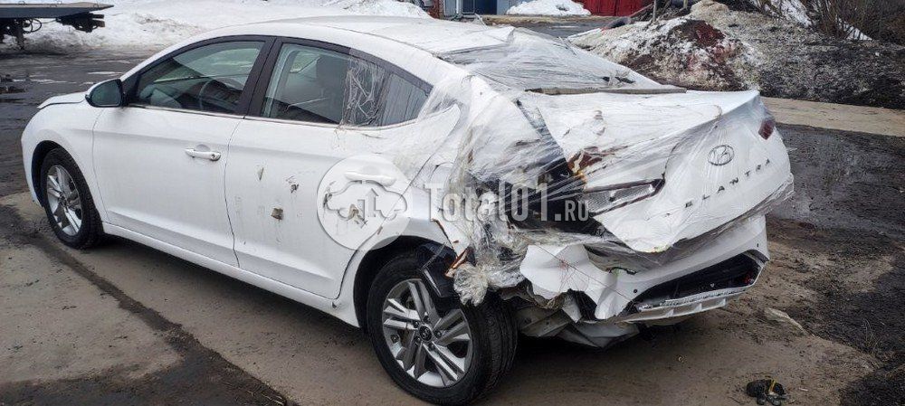 Фото Hyundai Elantra 4