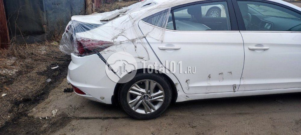 Фото Hyundai Elantra 14