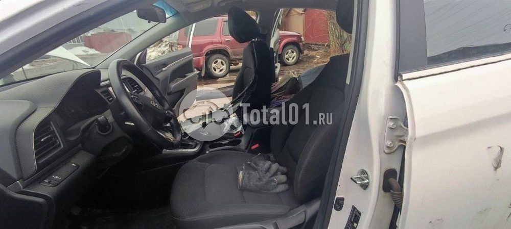 Фото Hyundai Elantra 34