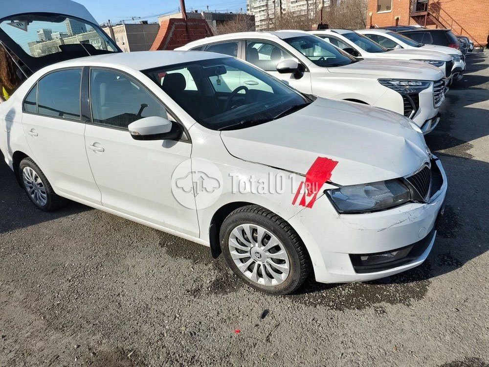 Фото Skoda Rapid 16