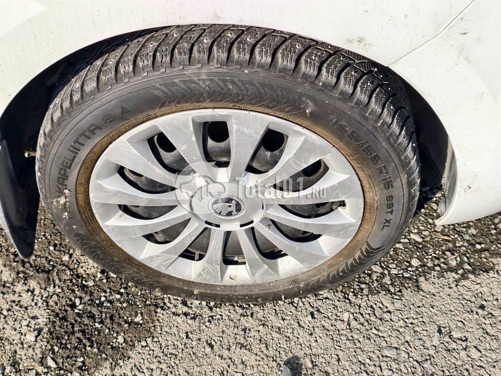 Фото Skoda Rapid 18