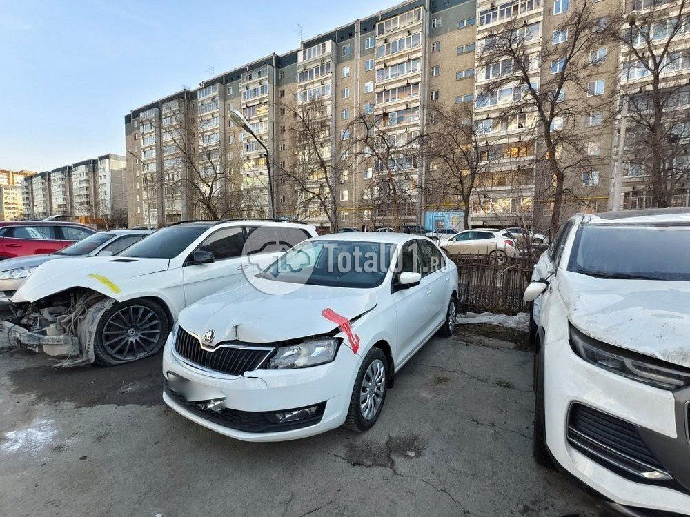 Фото Skoda Rapid 38