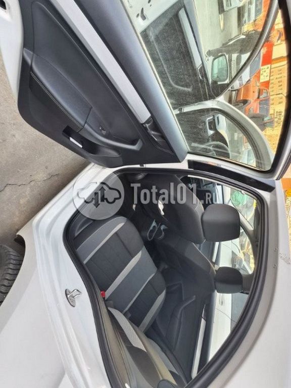 Фото Skoda Rapid 52